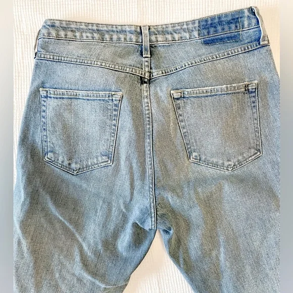 AMO MIA Yesterday High Rise Straight Leg, Button Fly, Size 31 - Picture 2 of 7